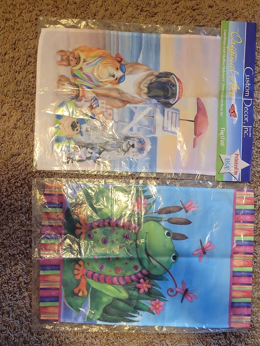 Custom decor inc Flags: Beach Dogs & Frog Garden Flags - Blue and Green